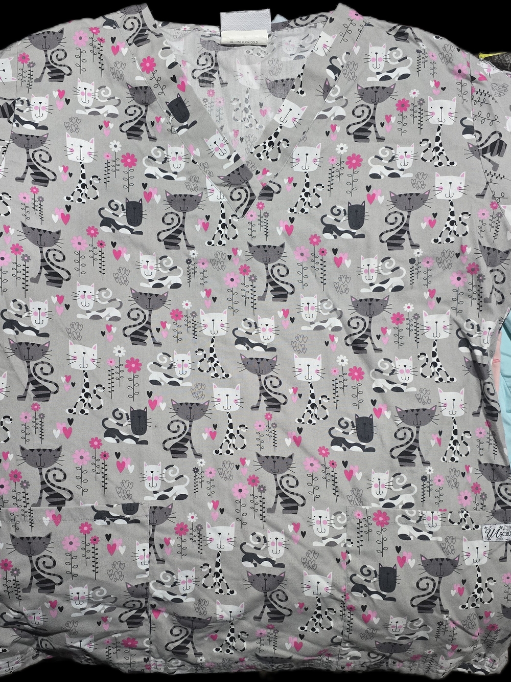 UA Scrubs Gray Cat Print V‑Neck Tunic with Pink Accents